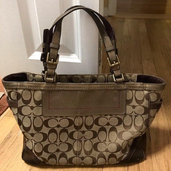 Coach Bag - Picture 2 of 3